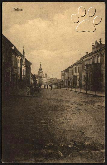 pohled do náměstí z Karlovy ulice 1918